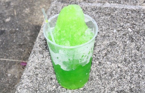 緑色のかき氷