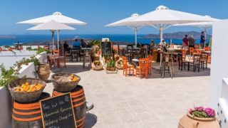 ギリシャのサントリーニ島のレストラン