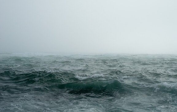 海の嵐