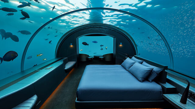 THE-MURAKA_Architecture_Undersea-Bedroom_Day_Hero_credit-Justin-Nicholas-lo-res (1)